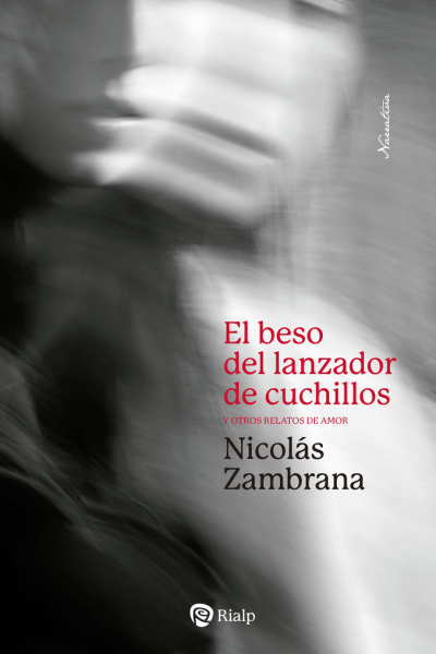 El beso del lanzador de cuchillos