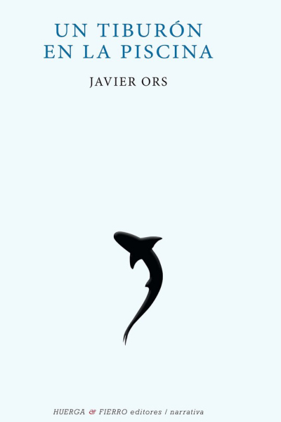 Un tiburón en la piscina