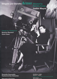 Dirigido por Dorothy Arzner. Directed by Dorothy Arzner